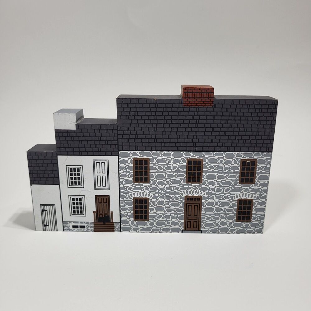 The Cat's Meow Schifferstadt Oldest House in Frederick Maryland Shelf Sitter